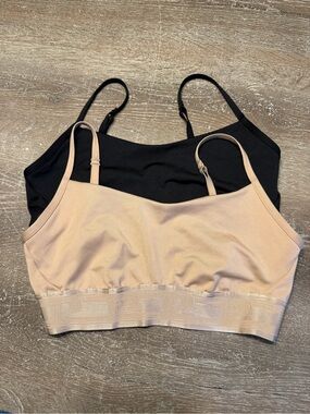 🆕PINK Victoria's Secret Women's Sports Bra Bundle (2)